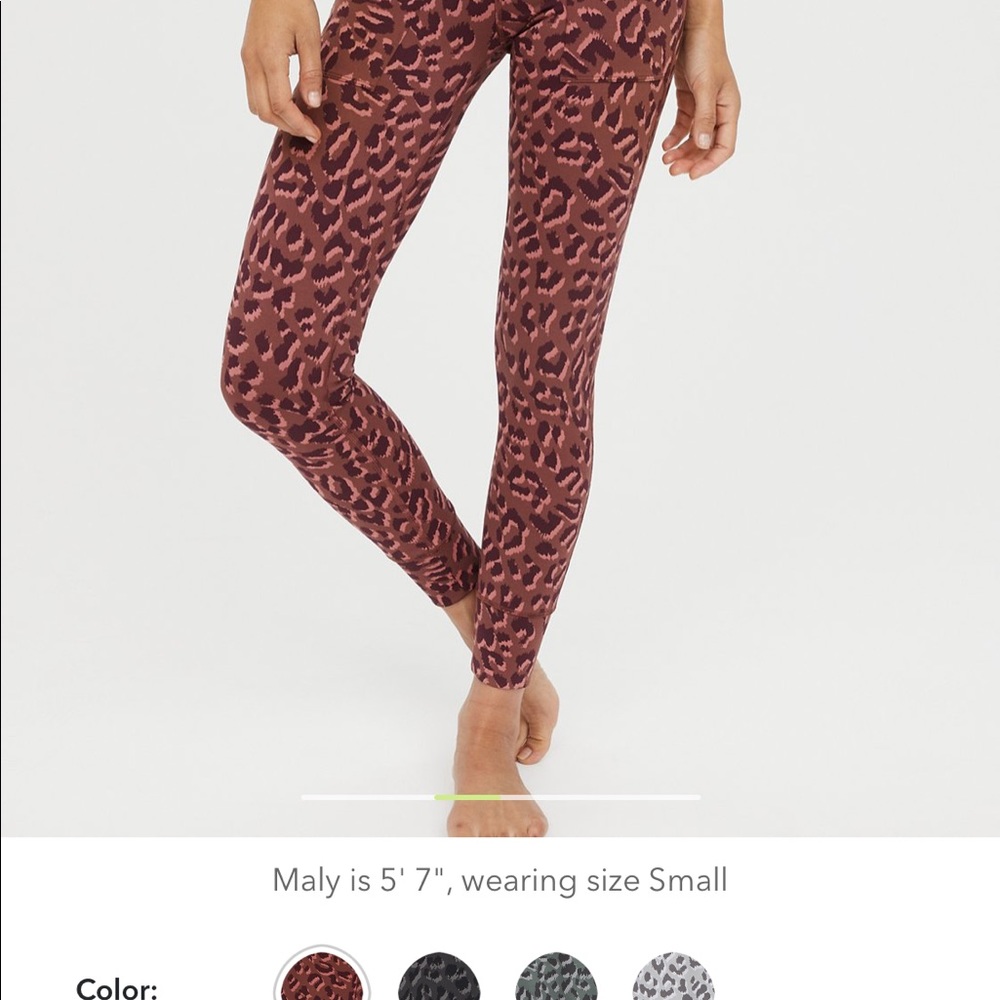 Aerie Leopard Jacquard Longline Sports Bra AND Peak Legging SET